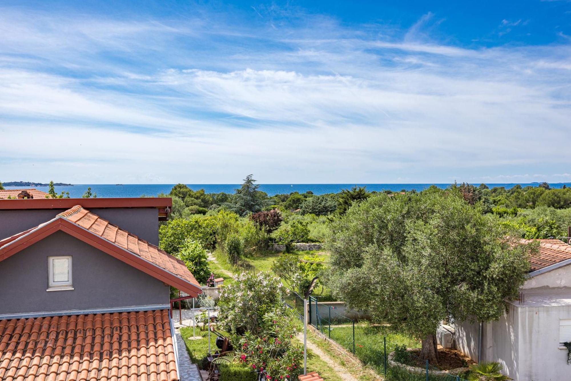 Villa Sunny Olive Peroj Exterior photo
